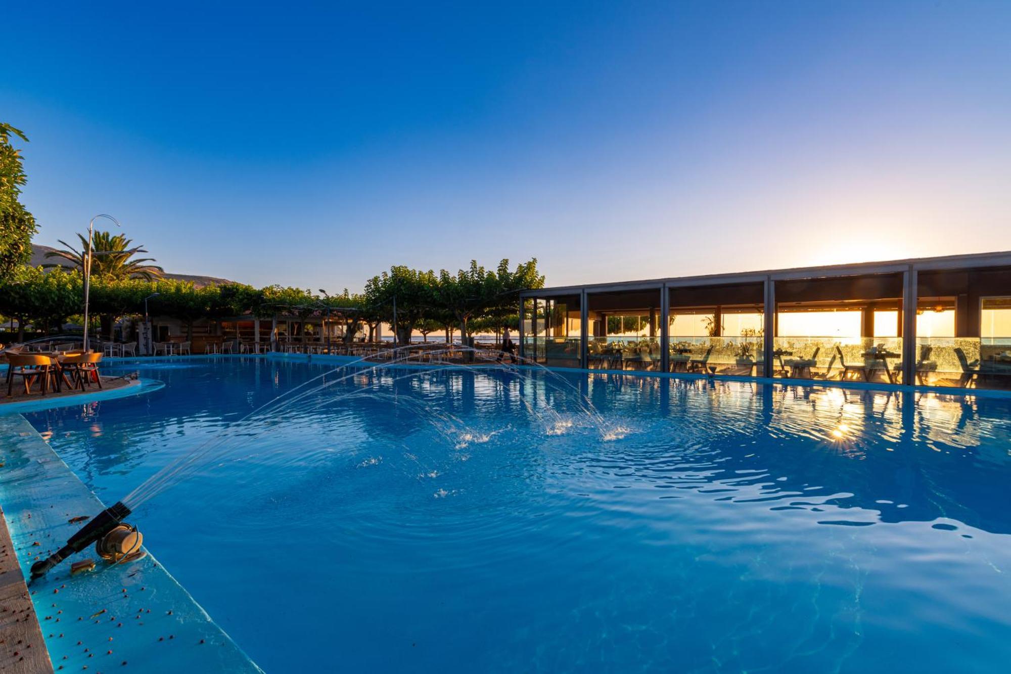 Corissia Beach Hotel Georgioupoli Ngoại thất bức ảnh